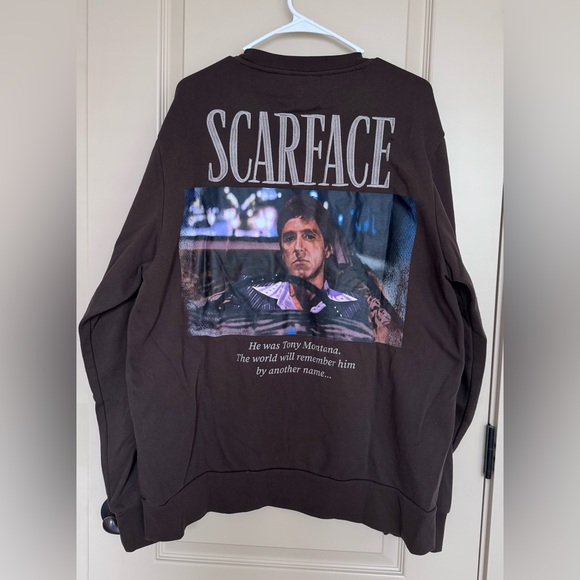 SCARFACE The World Is Yours Long Sleeve
SWEATER. He Was Tony Montana - Picture 2 of 12